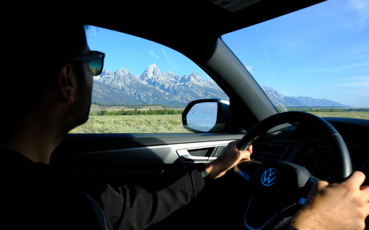 yellowstone-01.jpg